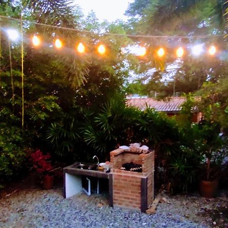 Daisy'S 2 Bedroom Family Home For Up To 5 Guests With Garden & Bbq Koh Samet Bagian luar foto