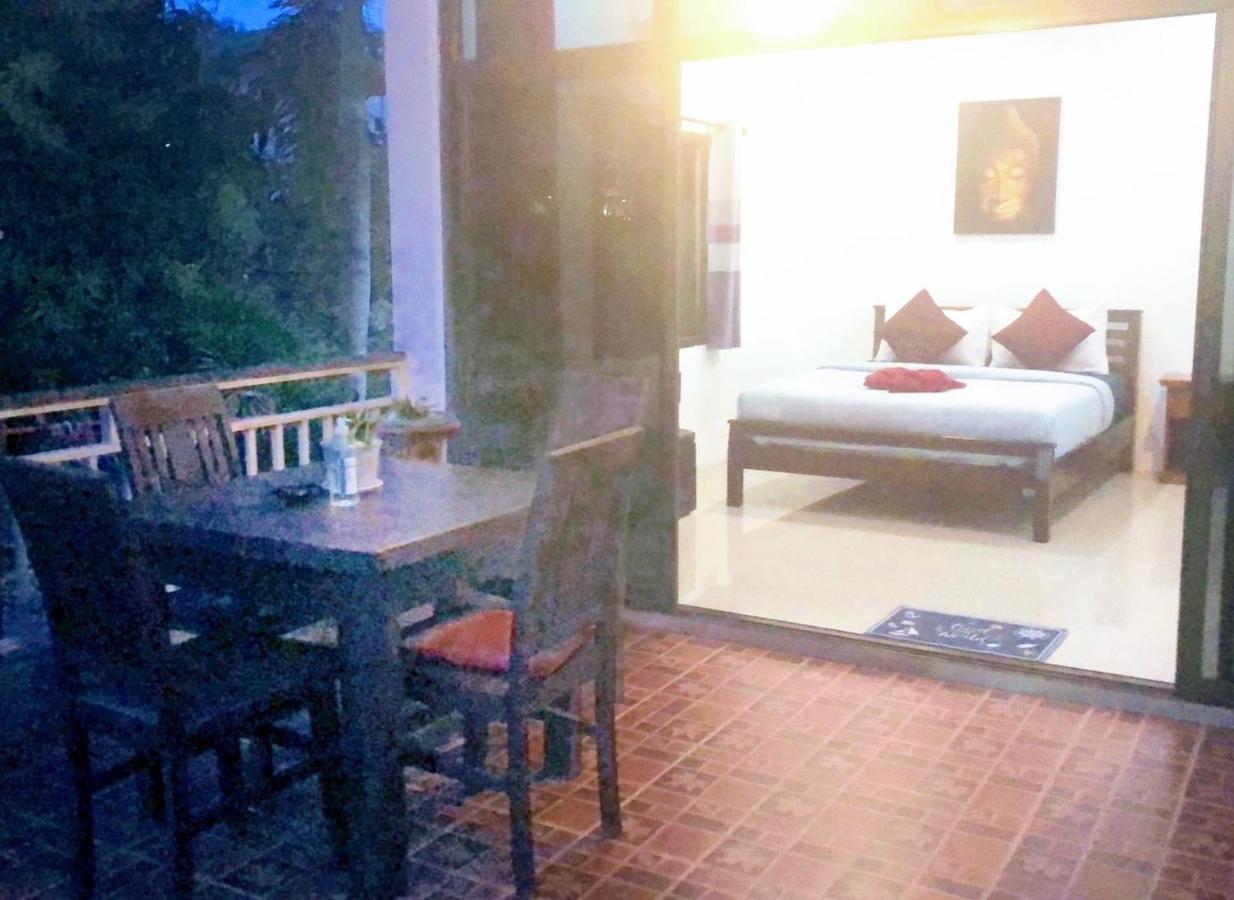 Daisy'S 2 Bedroom Family Home For Up To 5 Guests With Garden & Bbq Koh Samet Bagian luar foto
