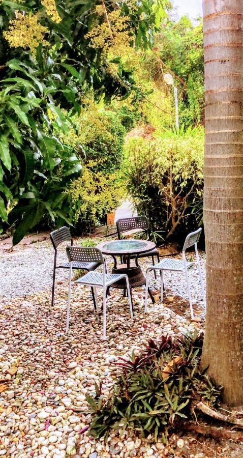 Daisy'S 2 Bedroom Family Home For Up To 5 Guests With Garden & Bbq Koh Samet Bagian luar foto