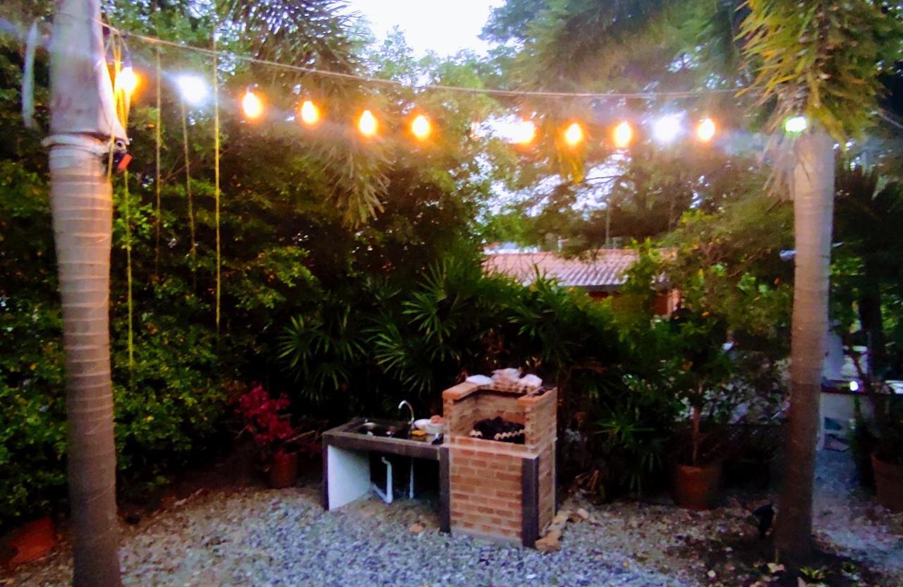 Daisy'S 2 Bedroom Family Home For Up To 5 Guests With Garden & Bbq Koh Samet Bagian luar foto